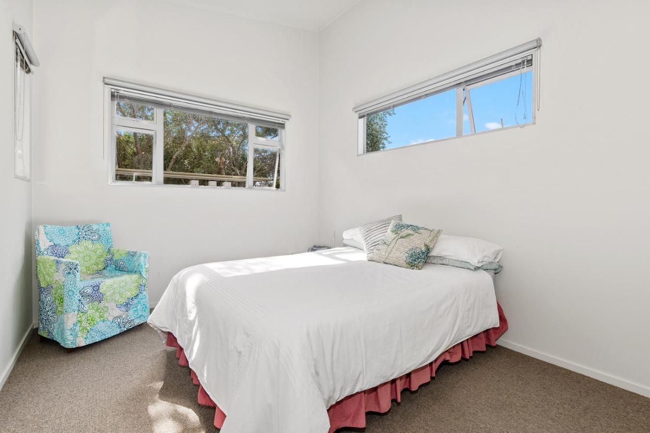 Restful Ruakaka - Ruakaka Holiday Home Экстерьер фото